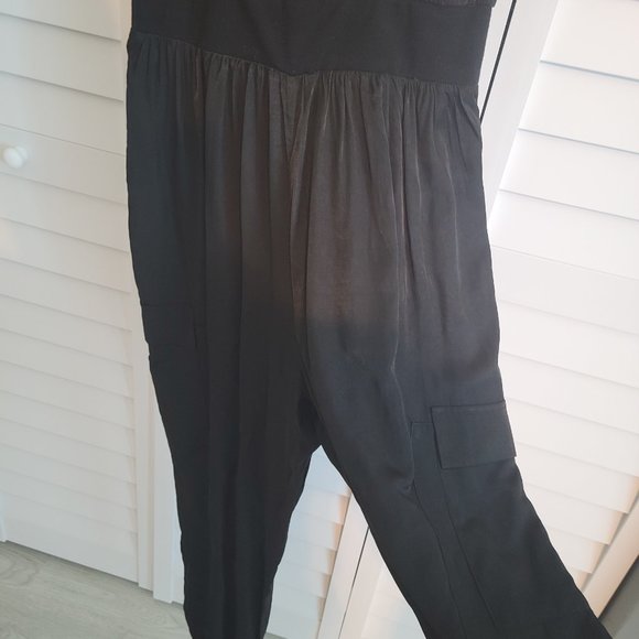 Black satin jogger style jumper - Picture 4 of 8